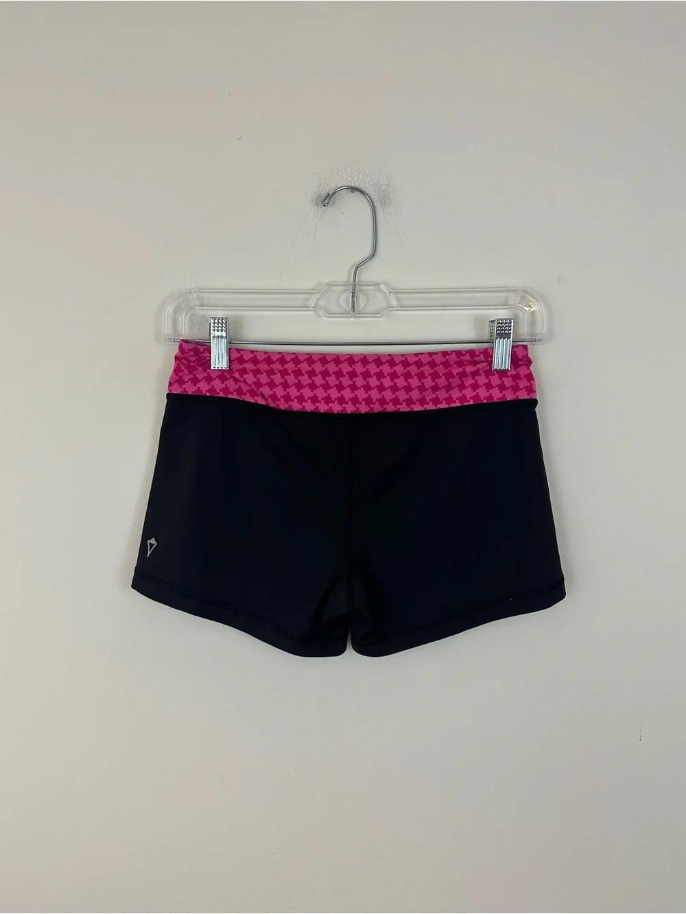 Ivivva Black Athletic Yoga Shorts with Pink Waistband Size 14 Girl's